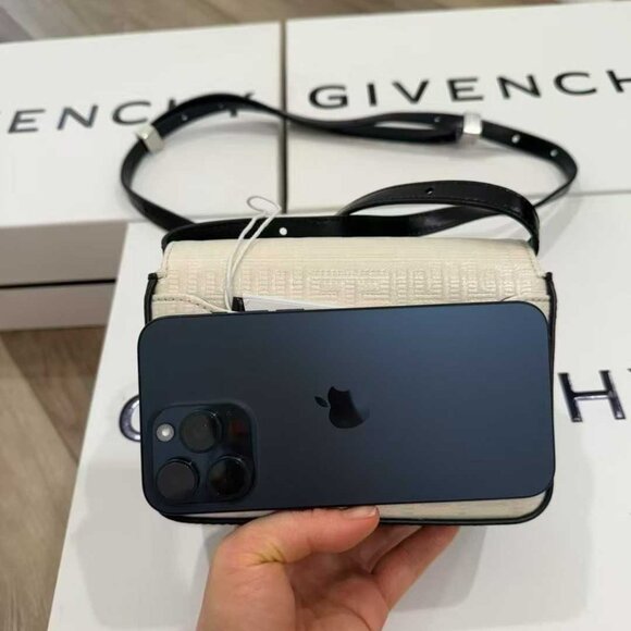 NWT Authentic Givenchy Small 4G Monogram-Embossed Crossbody Bag - Picture 4 of 6